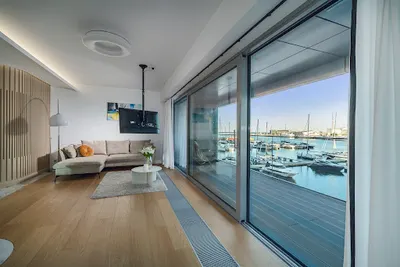 Fotograf Nieruchomości i Architektury Wnętrz. Zdjęcia z drona. Filmy reklamowe. || wojciechkic.com